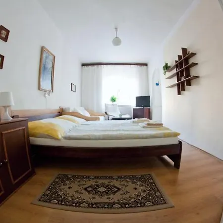 Privat No. 40 Apartment Telc